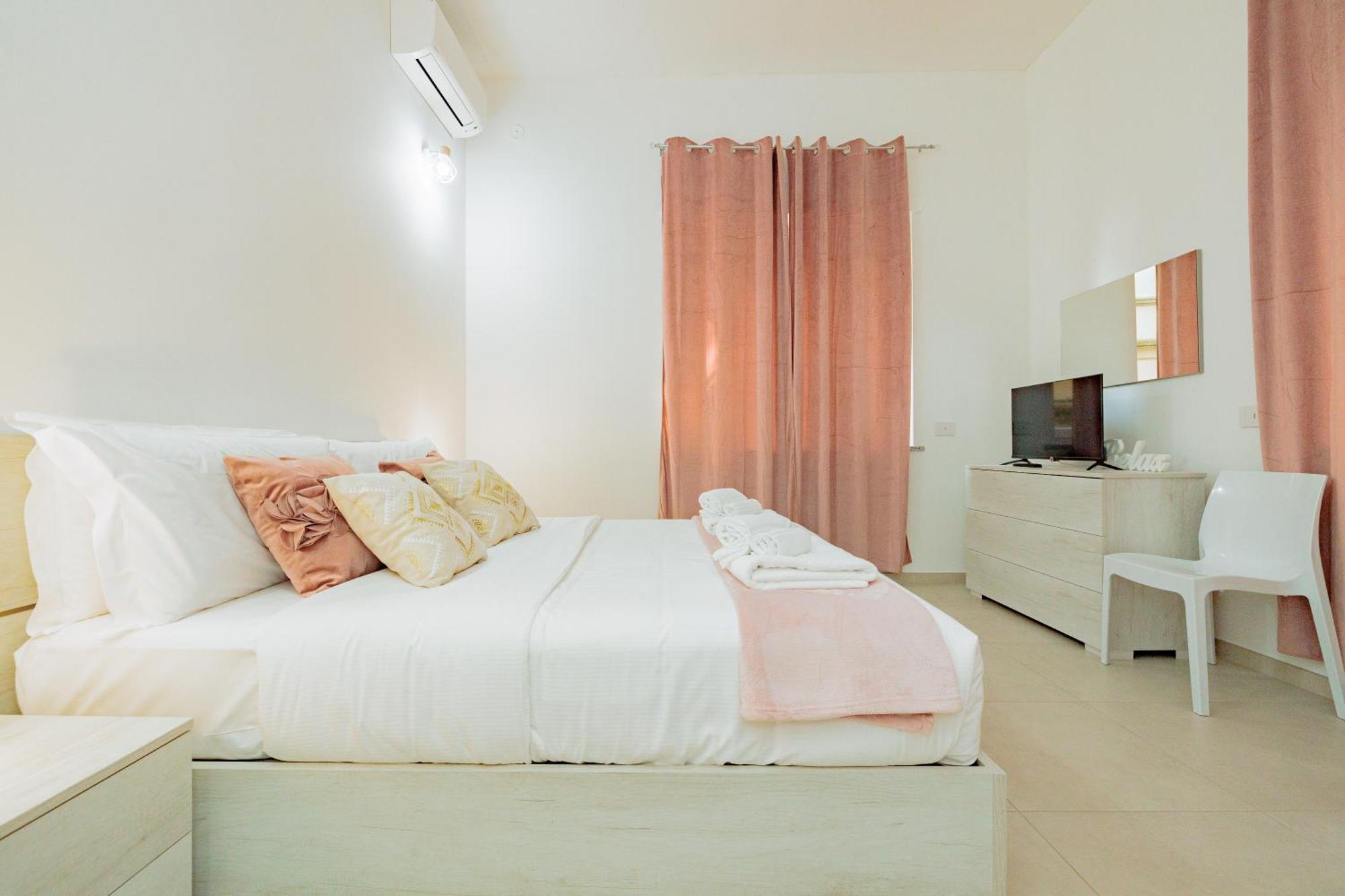 La Casa Di Alessia Nel Centro Di Como - Alessiatravelling Esterno foto
